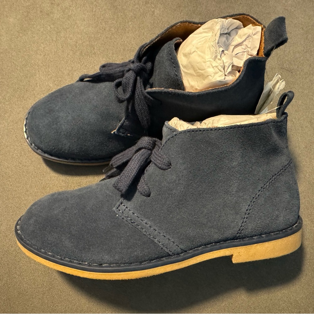 NWT size 12 Gap kids suede boots